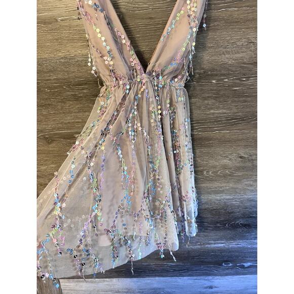 Hello Molly Mini Dress Party Size XS 2 Light Pink Mermaid Mystical Rainbow - Picture 3 of 7